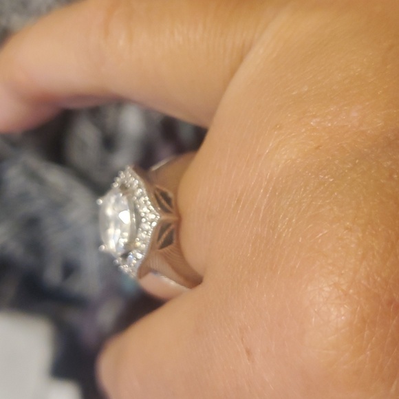 Vintage Judith Ripka Sterling Silver 4 point halo CZ engagement ring 8-8.5 - Picture 7 of 11
